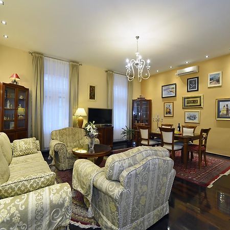 Luxury Residence Center Apartment 자그레브 외부 사진