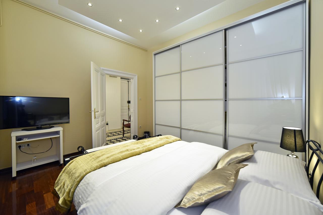Luxury Residence Center Apartment 자그레브 외부 사진