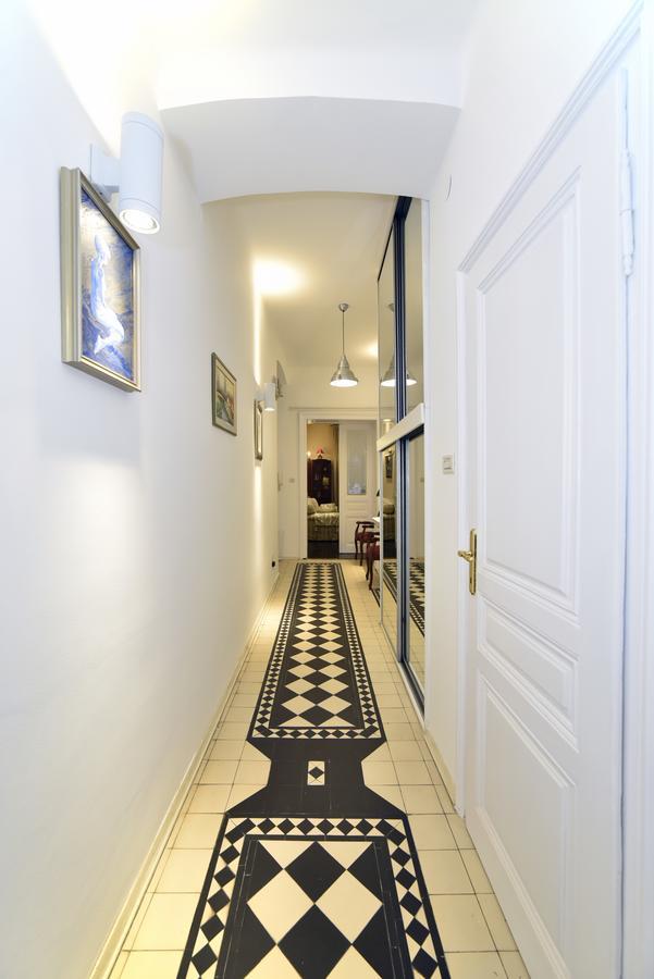 Luxury Residence Center Apartment 자그레브 외부 사진