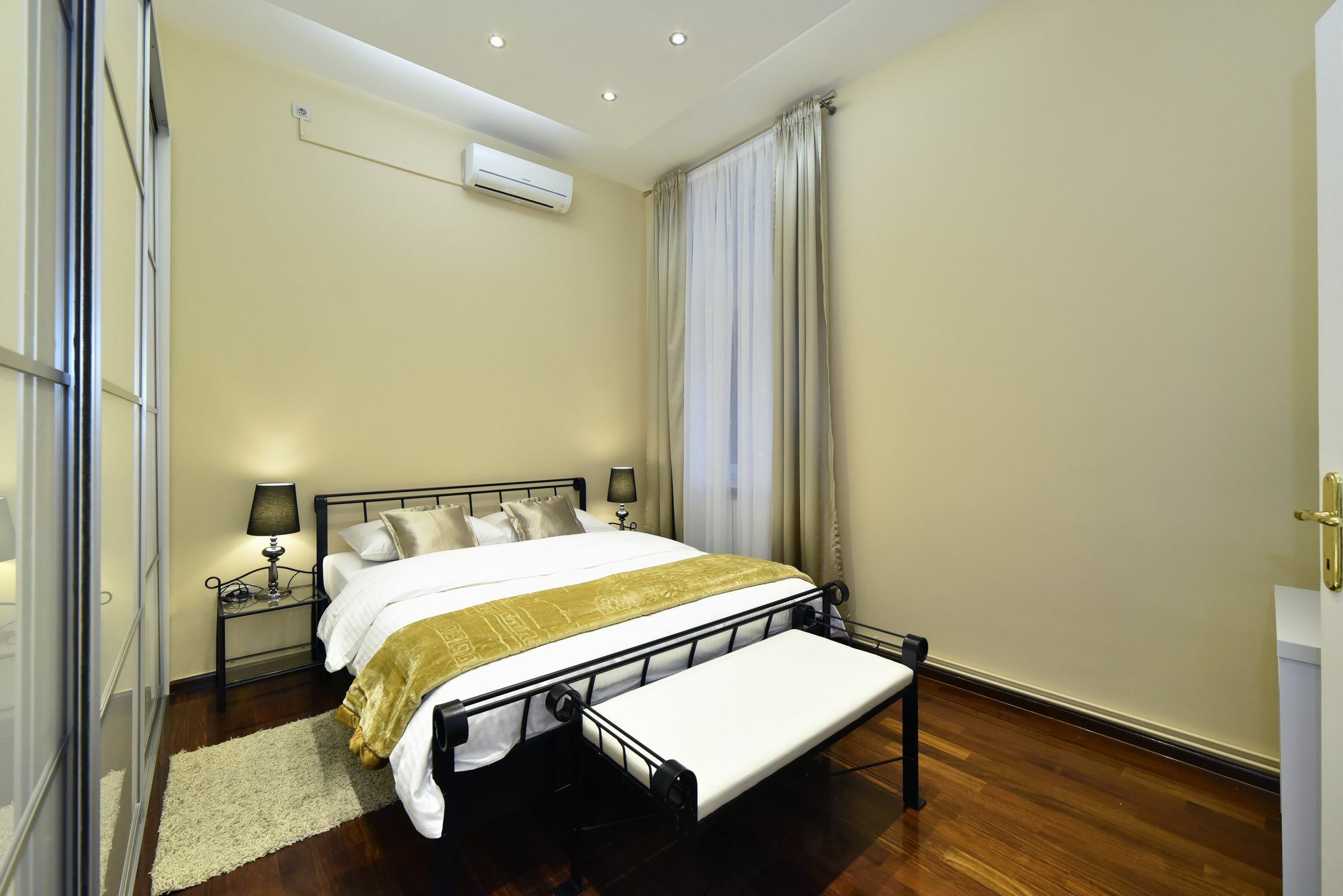 Luxury Residence Center Apartment 자그레브 외부 사진