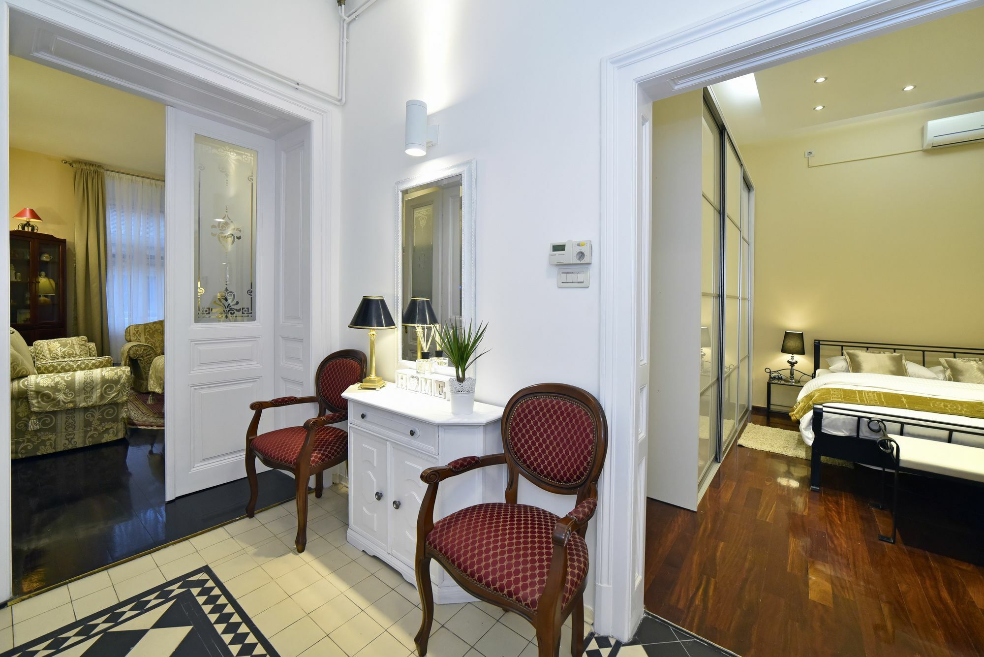 Luxury Residence Center Apartment 자그레브 외부 사진
